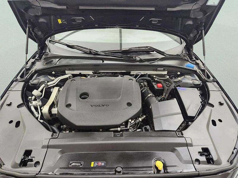 Volvo  S90 B6 AWD Ultimate Bright