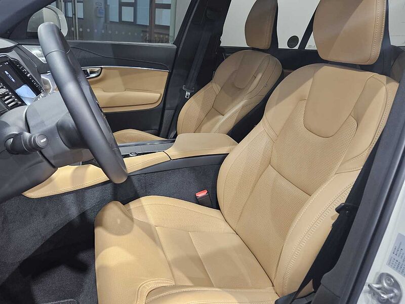 Volvo  B6 AWD Ultra Bright