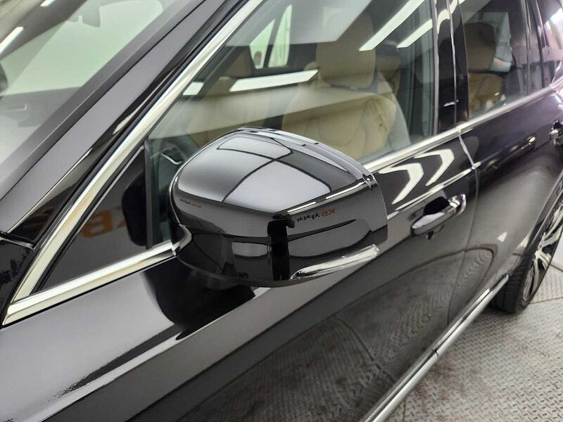 Volvo  B6 AWD Ultimate Bright