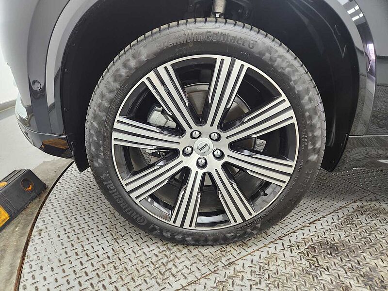 Volvo  B6 AWD Ultimate Bright