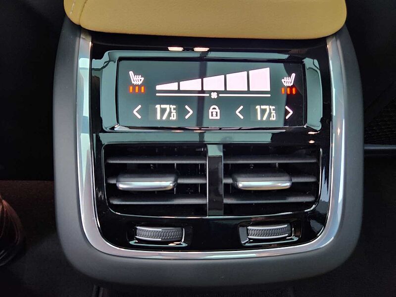 Volvo  Ultimate, B5 AWD 마일드 하이브리드, 가솔린, 브라이트