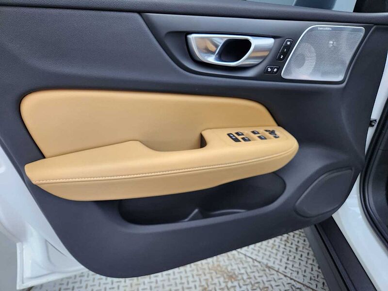Volvo  Ultimate, B5 AWD 마일드 하이브리드, 가솔린, 브라이트