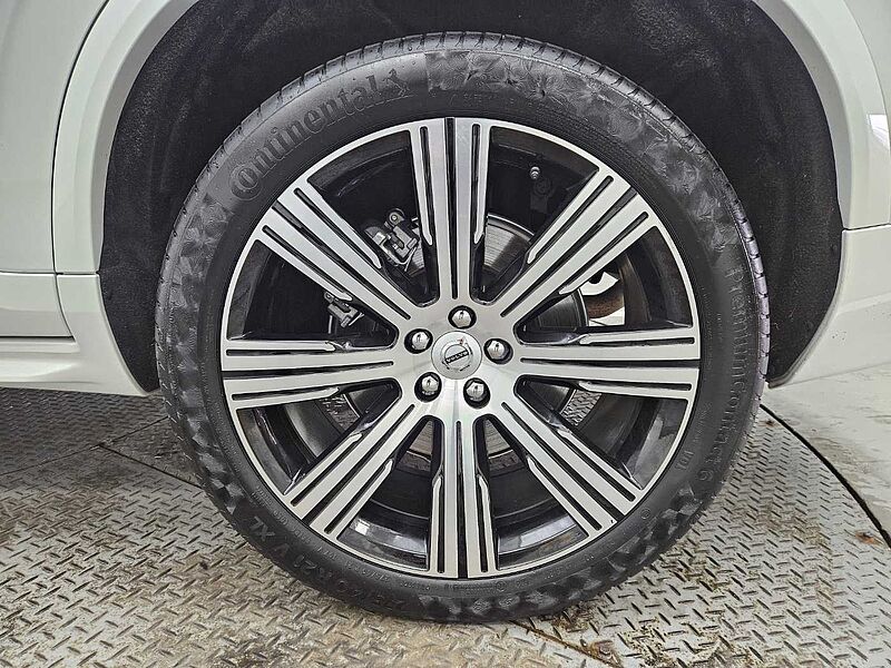 Volvo  B6 AWD Ultimate Bright