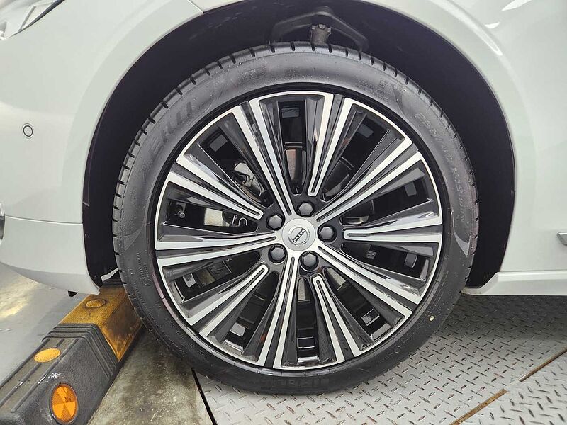 Volvo  Ultimate, B5 마일드 하이브리드, 가솔린, 브라이트