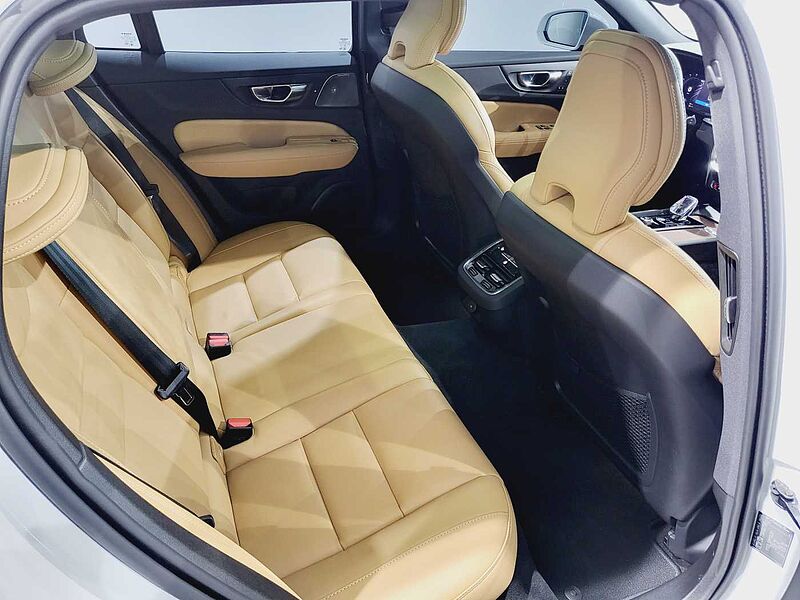 Volvo  Ultra, B5 AWD 마일드 하이브리드, 가솔린, 브라이트