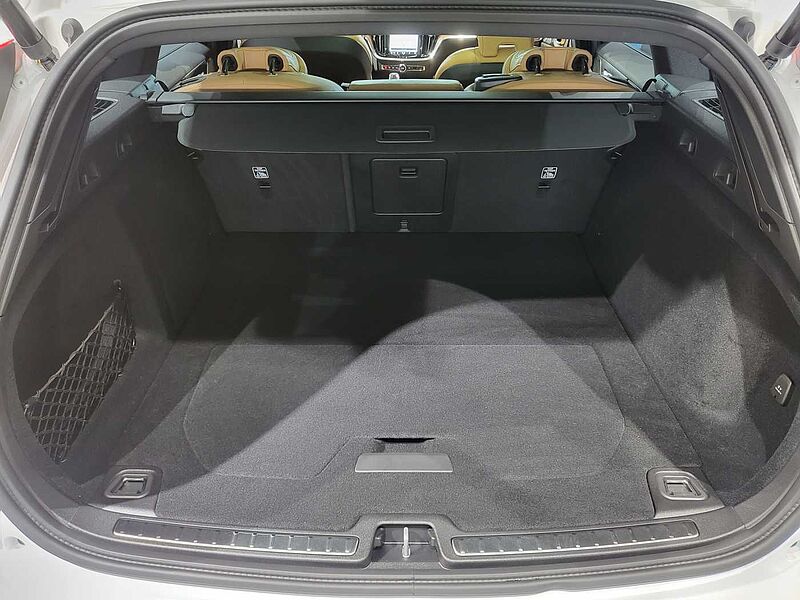 Volvo  Ultra, B5 AWD 마일드 하이브리드, 가솔린, 브라이트