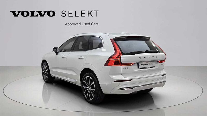 Volvo  B6 AWD Ultimate Bright