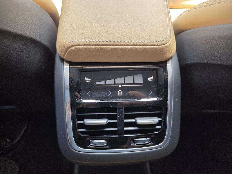 Volvo  Ultra, B5 AWD 마일드 하이브리드, 가솔린, 브라이트