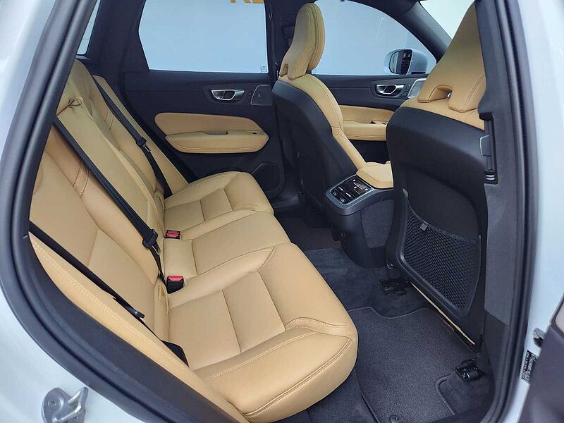 Volvo  Ultra, B6 AWD 마일드 하이브리드, 가솔린, 브라이트