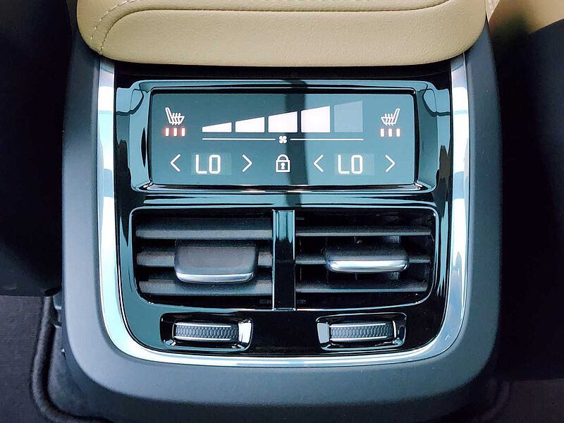 Volvo  B5 울트라 브라이트 하이브리드