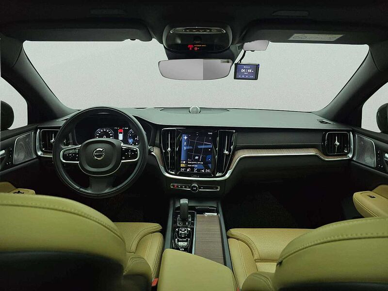 Volvo  Cross Country Pro, B5 AWD (250 hp) aut