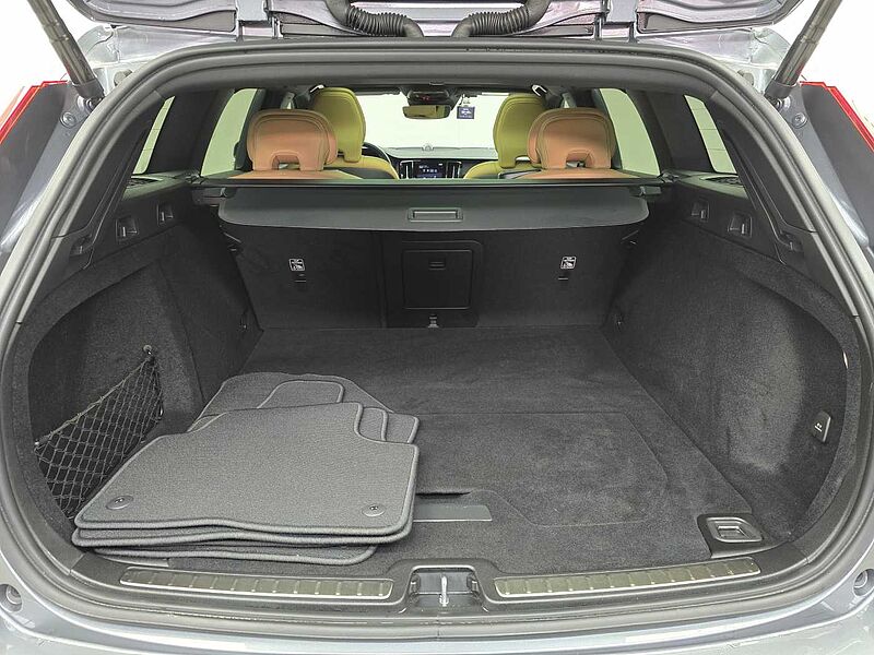 Volvo  Cross Country Pro, B5 AWD (250 hp) aut