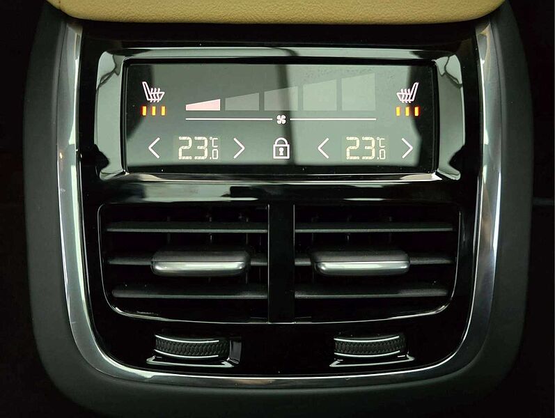 Volvo  Ultra, B5 AWD 마일드 하이브리드, 가솔린, 브라이트