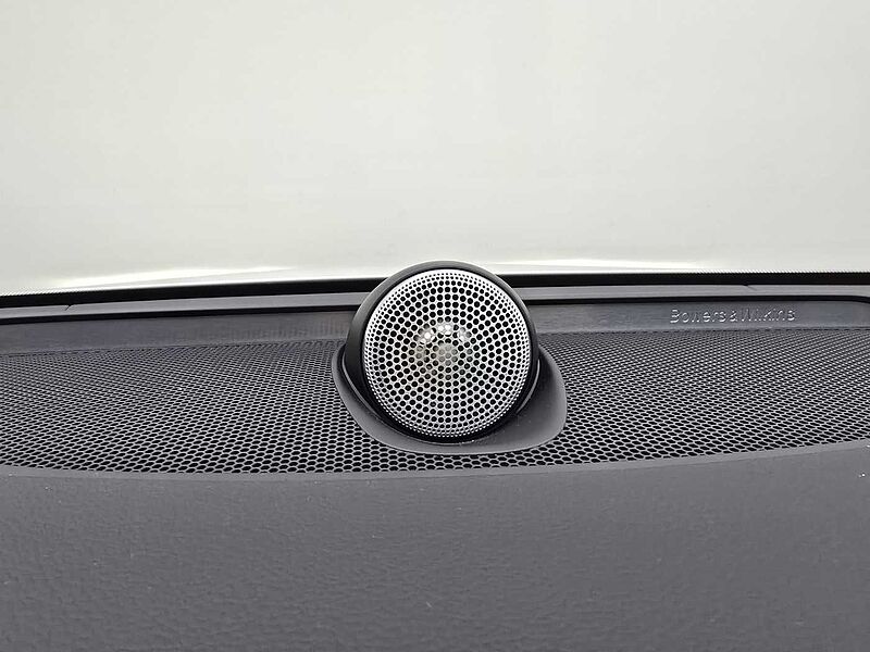 Volvo  B5 AWD Ultra Bright