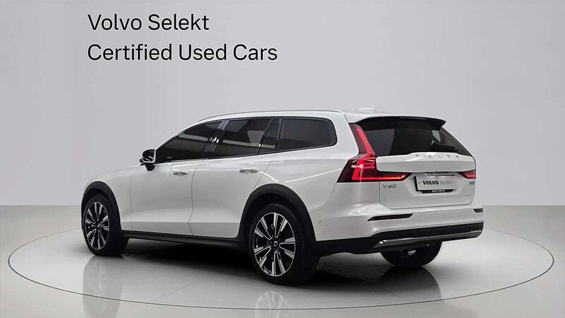 Volvo  B5 AWD Ultra Bright