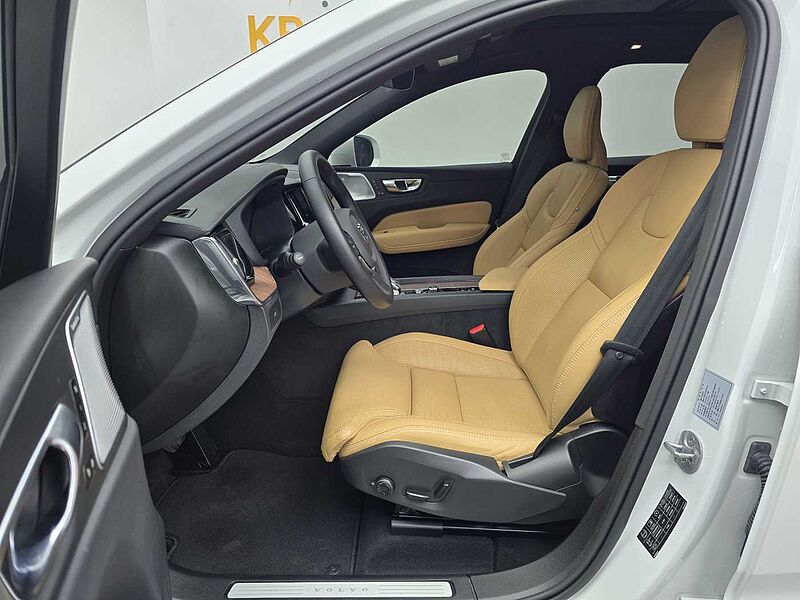 Volvo  B5 AWD Ultra bright