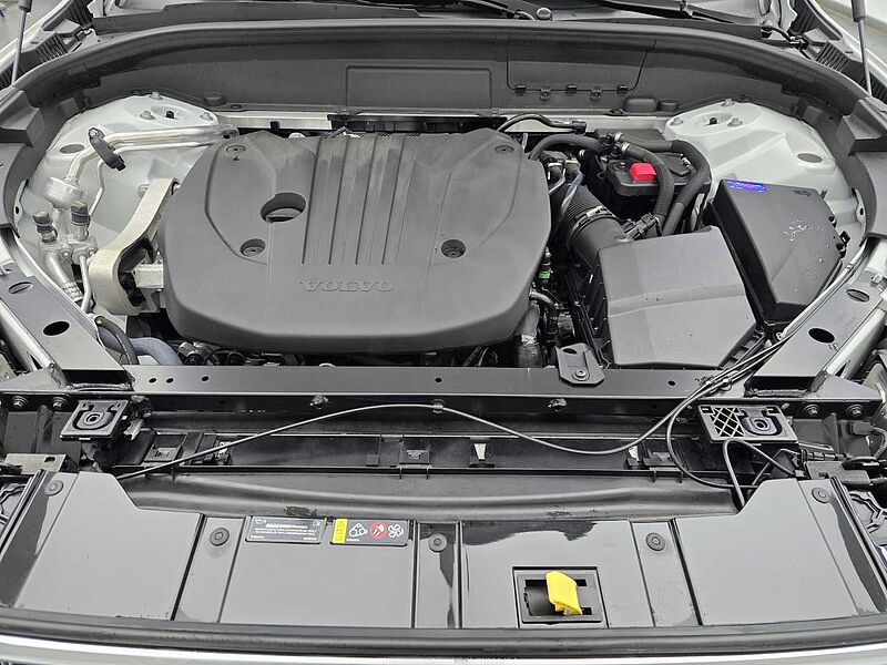 Volvo  B5 AWD Ultra bright