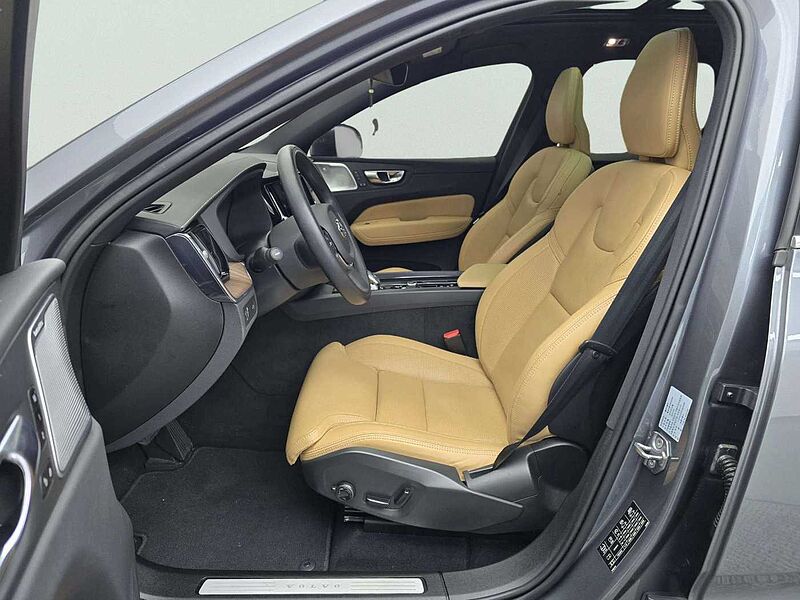 Volvo  B5 Inscription AWD