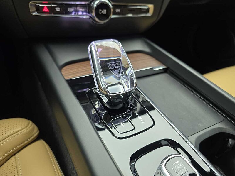 Volvo  Ultimate, B5 mild hybrid, 가솔린, Bright