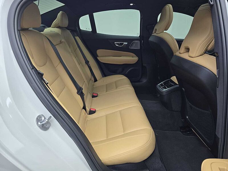 Volvo  Ultimate, B5 mild hybrid, 가솔린, Bright