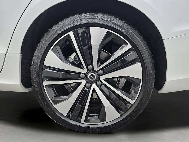 Volvo  Ultimate, B5 mild hybrid, 가솔린, Bright