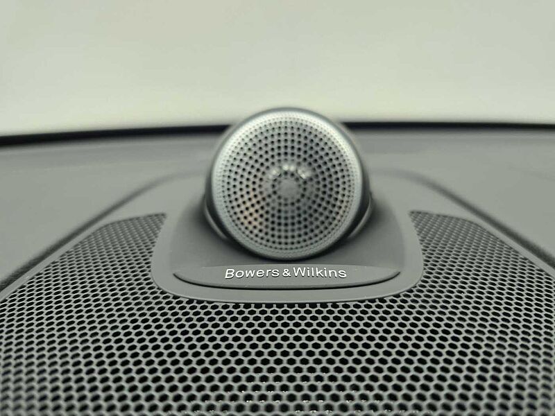 Volvo  Ultimate, B6 AWD mild hybrid, 가솔린, Bright