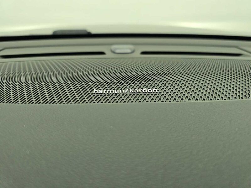 Volvo  Ultimate, B4 AWD 마일드 하이브리드, 가솔린, 브라이트