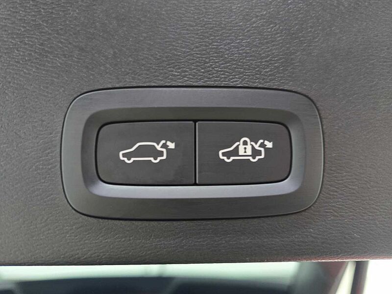 Volvo  Ultimate, B4 AWD 마일드 하이브리드, 가솔린, 브라이트