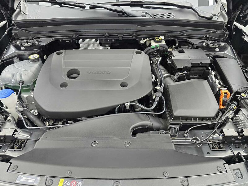 Volvo  Ultimate, B4 AWD 마일드 하이브리드, 가솔린, 브라이트