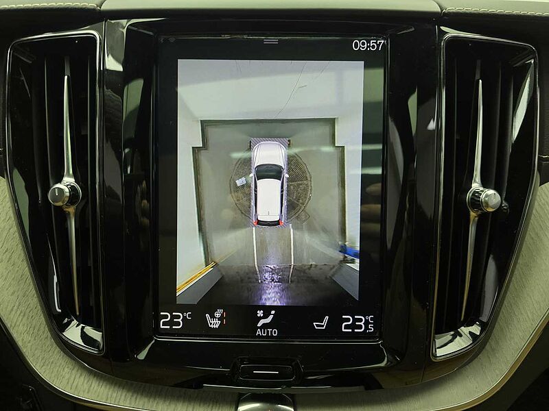 Volvo  D5 AWD 인스크립션