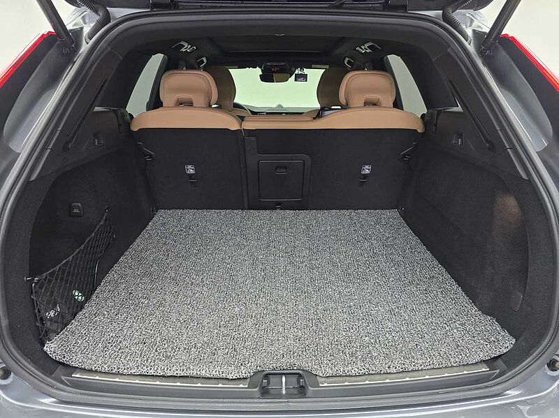 Volvo  D5 AWD 인스크립션