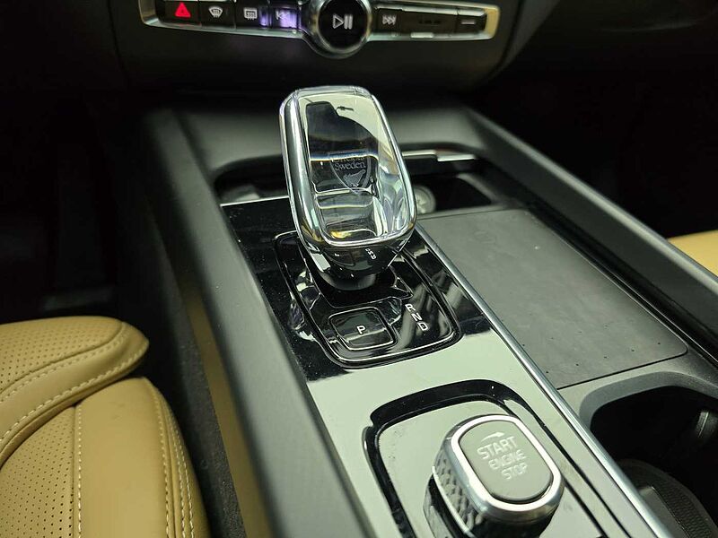 Volvo  B5 AWD Ultimate Bright