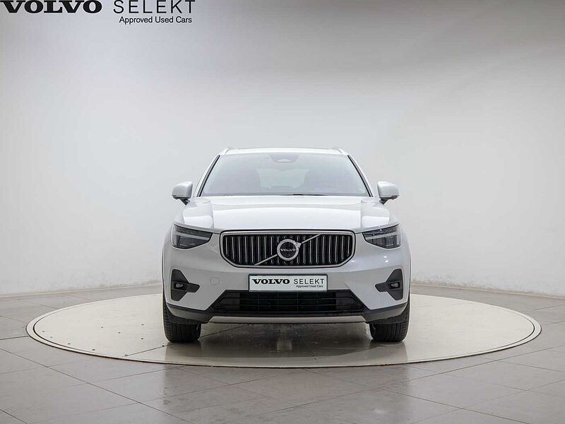 Volvo  B4 AWD 마일드 하이브리드, 가솔린, 얼티메이트 브라이트