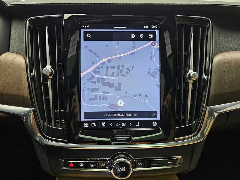 Volvo  Ultimate, B6 AWD mild hybrid, 가솔린, Bright