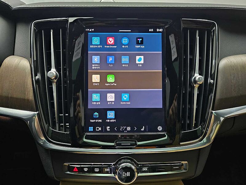 Volvo  Ultimate, B6 AWD mild hybrid, 가솔린, Bright