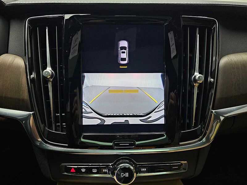 Volvo  Ultimate, B6 AWD mild hybrid, 가솔린, Bright