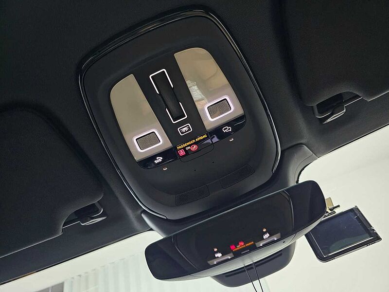 Volvo  Ultimate, B6 AWD mild hybrid, 가솔린, Bright