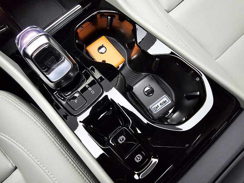 Volvo  Ultra, B4 AWD 마일드 하이브리드, 가솔린, 브라이트