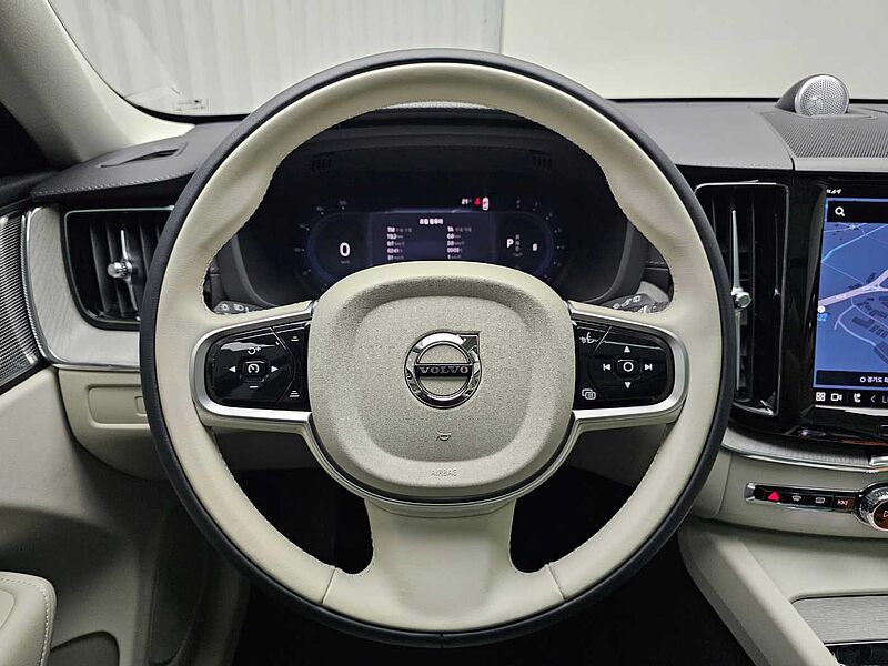 Volvo  Ultra, B5 AWD 마일드 하이브리드, 가솔린, 브라이트