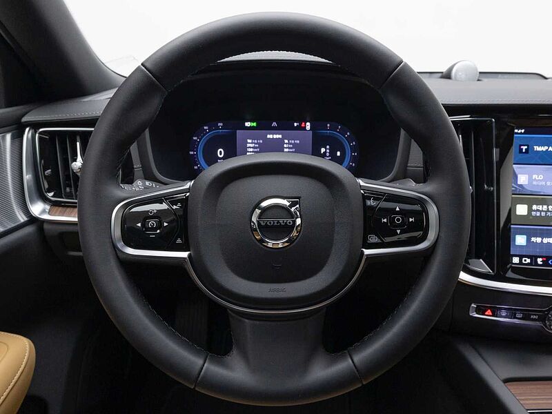 Volvo  Ultimate, B5 마일드 하이브리드, 가솔린, 브라이트