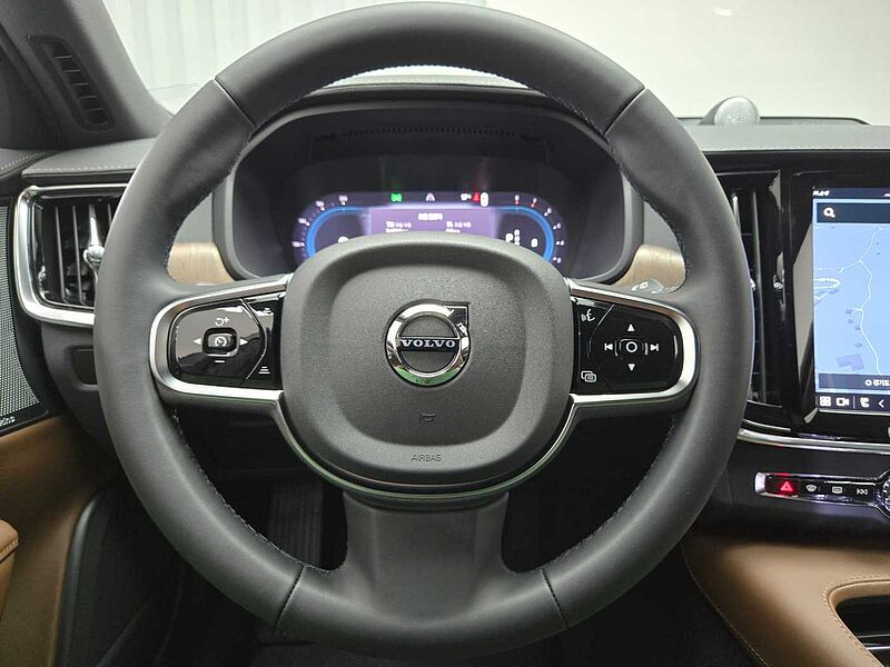 Volvo  Ultimate, B5 AWD 마일드 하이브리드, 가솔린, 브라이트
