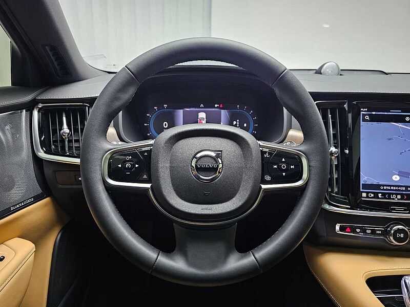 Volvo  Ultimate, B5 AWD 마일드 하이브리드, 가솔린, 브라이트