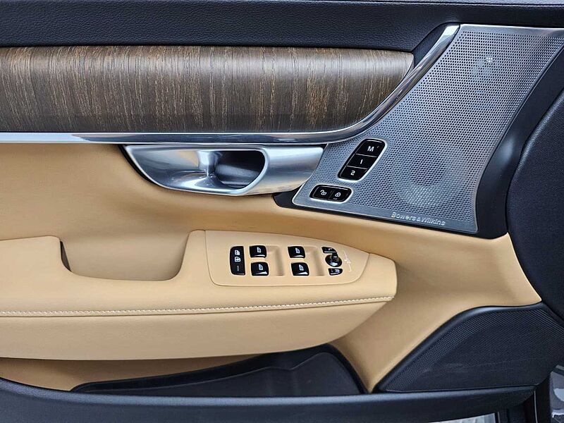 Volvo  Ultimate, B5 AWD 마일드 하이브리드, 가솔린, 브라이트