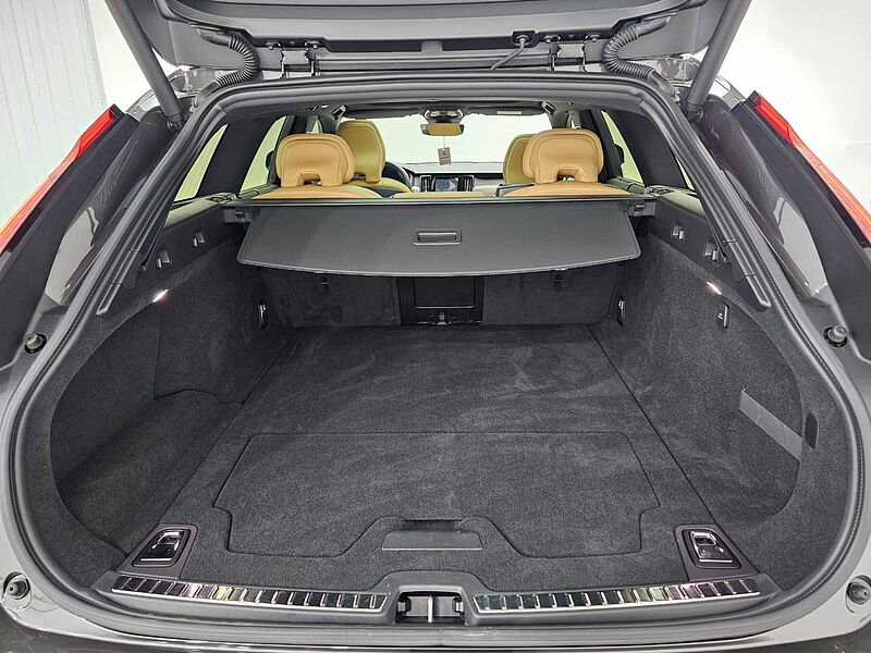 Volvo  Ultimate, B5 AWD 마일드 하이브리드, 가솔린, 브라이트
