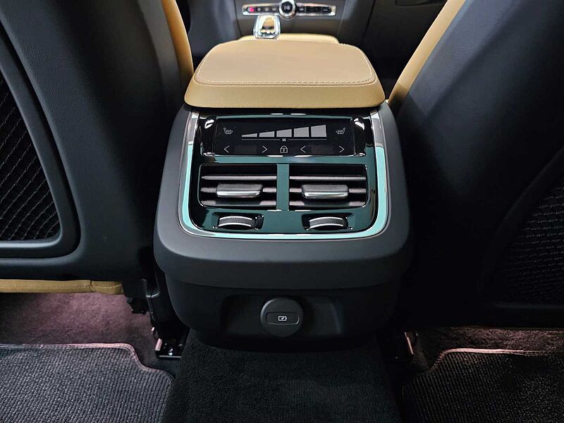 Volvo  Ultimate, B5 AWD 마일드 하이브리드, 가솔린, 브라이트