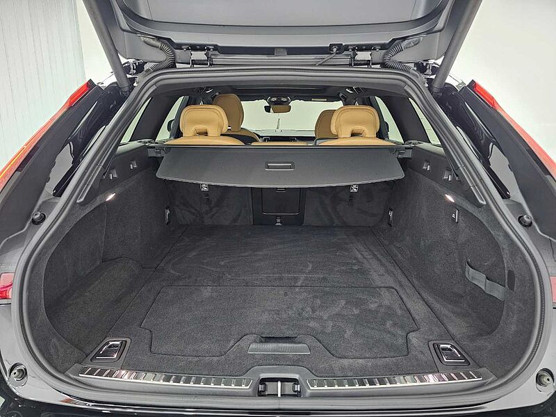 Volvo  Ultimate, B5 AWD 마일드 하이브리드, 가솔린, 브라이트