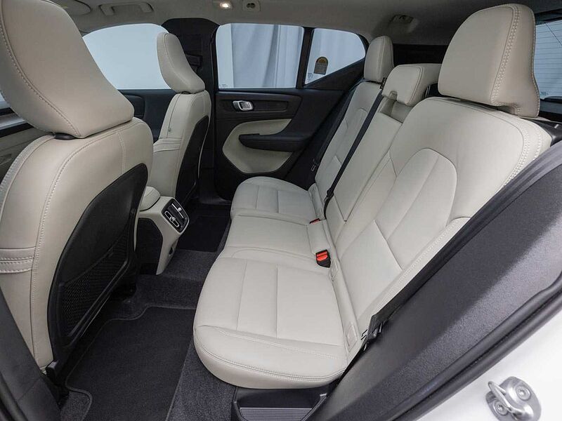 Volvo  Ultra, B4 AWD 마일드 하이브리드, 가솔린, 브라이트