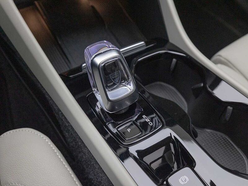 Volvo  Ultra, B4 AWD 마일드 하이브리드, 가솔린, 브라이트