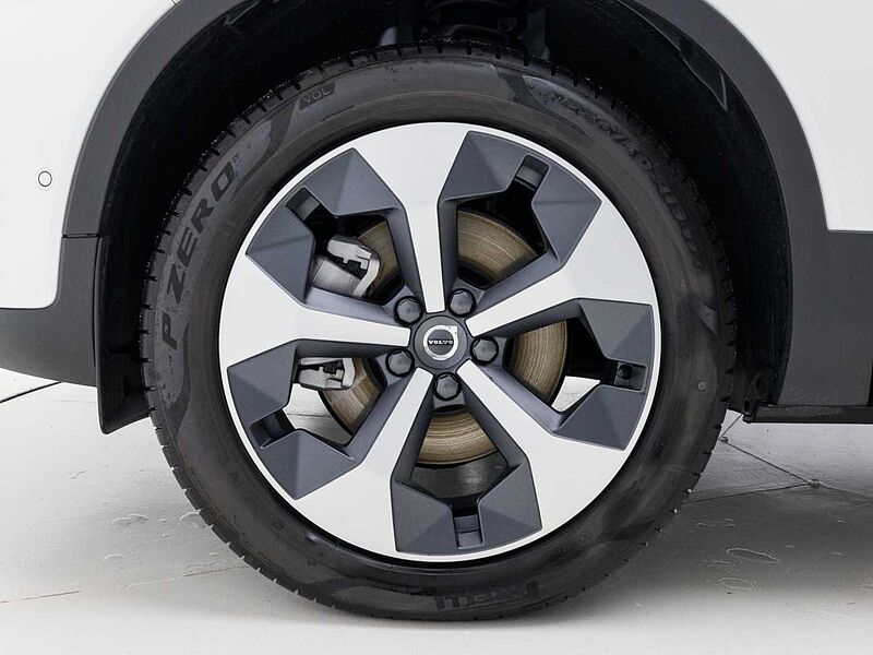 Volvo  Ultra, B4 AWD 마일드 하이브리드, 가솔린, 브라이트