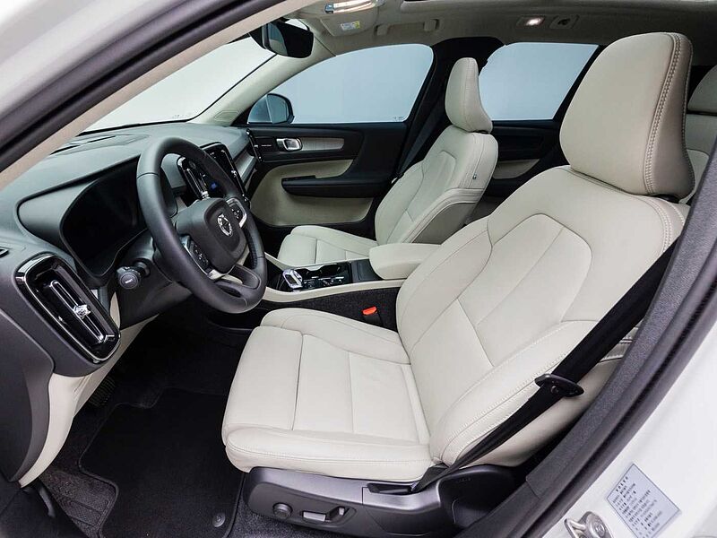 Volvo  Ultra, B4 AWD 마일드 하이브리드, 가솔린, 브라이트